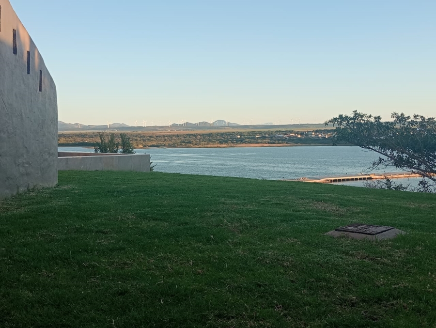 5 Bedroom Property for Sale in Paradise Beach Eastern Cape